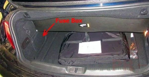 the location of the fuses in the trunk: buick cascada (2016, 2017, 2018, 2019-..)