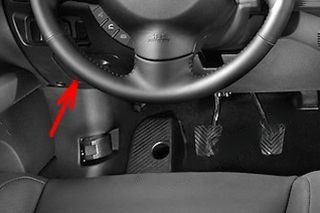 the location of the fuses in the engine compartment: citroen c-crosser (2008, 2009, 2010, 2011, 2012)