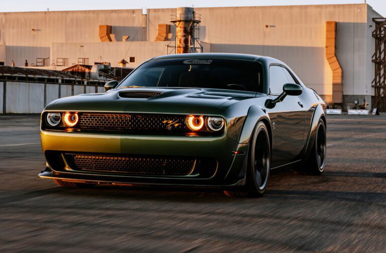 dodge challenger 2015-2023 fuse box and relay diagrams